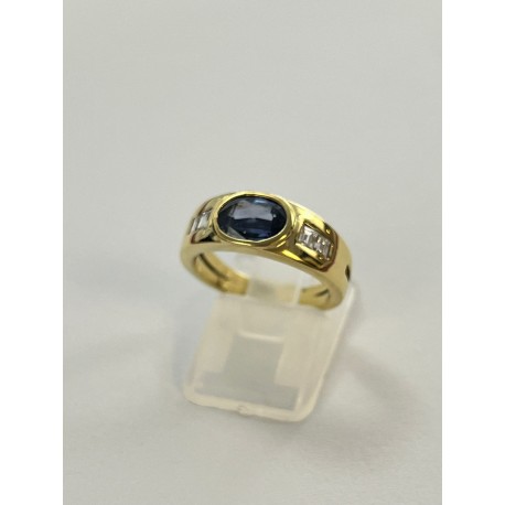 Anello in oro con zaffiro e diamanti EURO 950